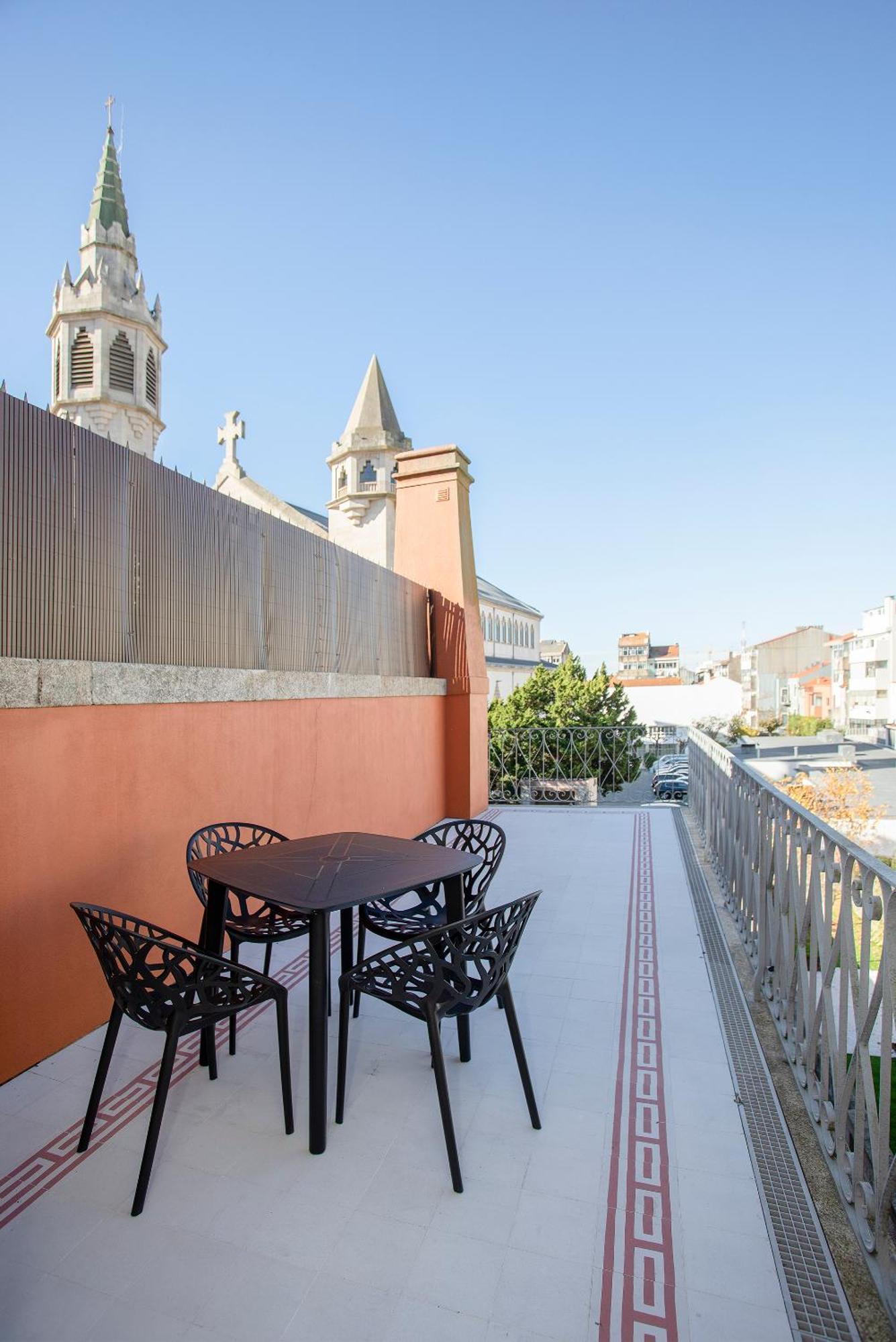 Liiiving In - Balcony Design Oporto